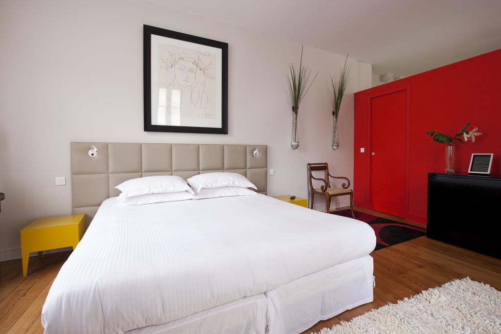 Une Chambre Chez Dupont Bordeaux Bilik gambar