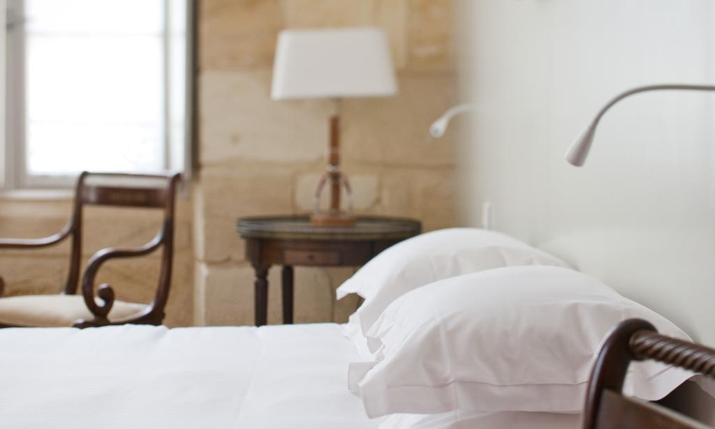 Une Chambre Chez Dupont Bordeaux Bilik gambar