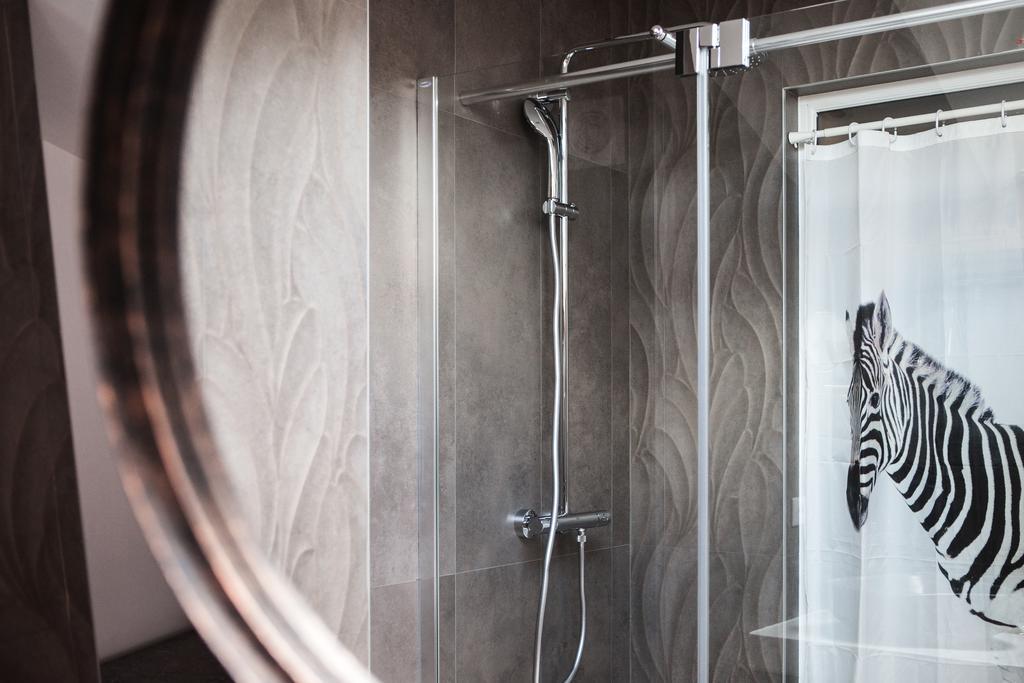 Une Chambre Chez Dupont Bordeaux Luaran gambar